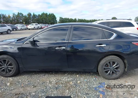2015 Nissan Altima 2.5 S from USA, damaged, VIN 1N4AL3AP9FN373886
